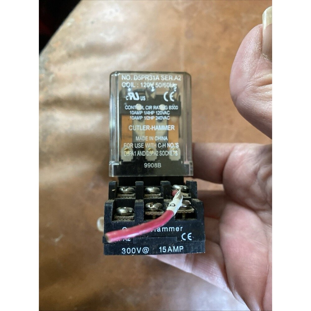 Cutler-Hammer D5PR31A SER A2 9908B Relay w/ Cuttler-Hammer D5PA2